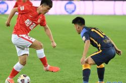 又见绝平！阿森纳与广州队鏖战至终场，谢震业读秒救主的简单介绍