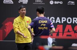 包含东契奇迎来五赛季出色发挥，中国队观众热烈欢呼！的词条
